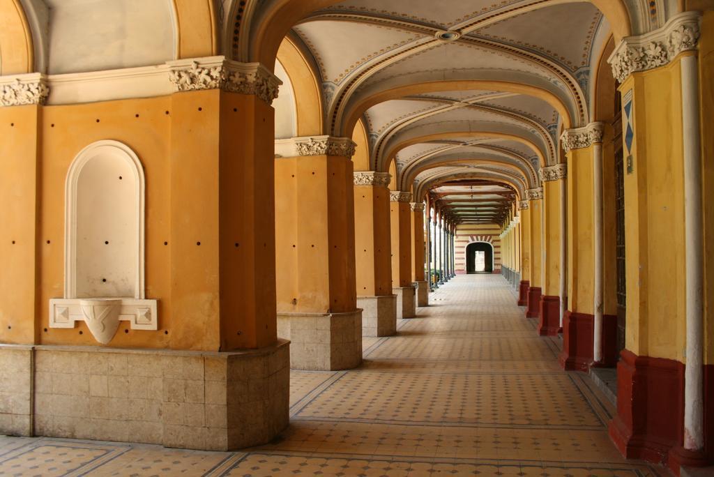 Hotel Pensiunea Floare De Colt Băile Herculane Exterior foto